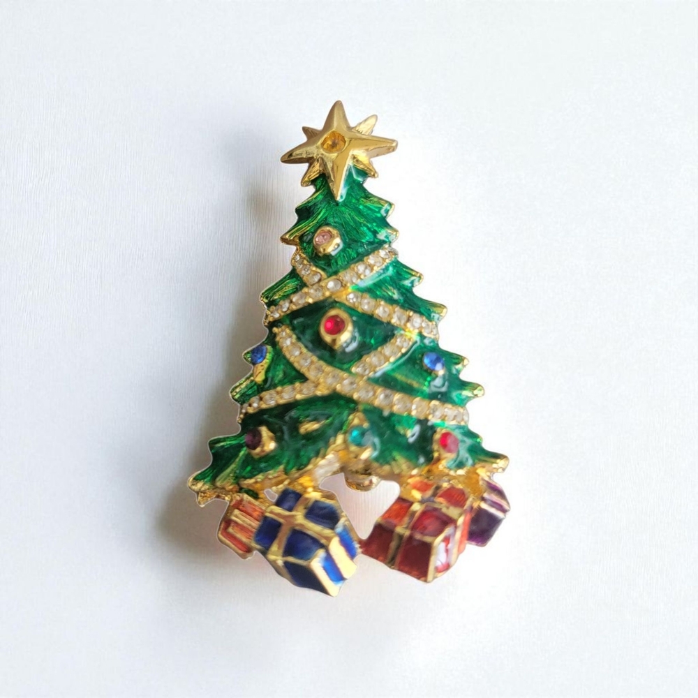 Festive Christmas Tree Brooch with Gifts